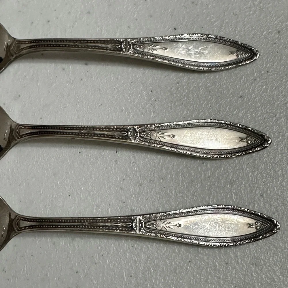 6 WM A Rogers A1 Mystic‎ Coronet Pattern Teaspoons Flatware Silverplate Vintage
